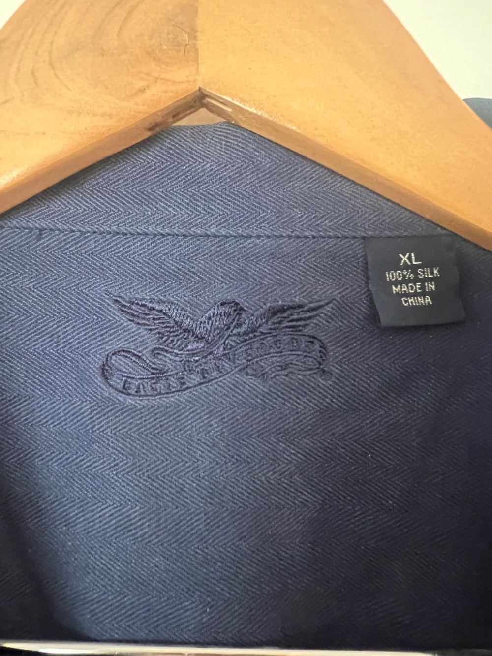 Eagle Dry Goods 100% Silk Button Down Short Sleeve Shirt Men's XL Navy Blue - Picture 3 of 3